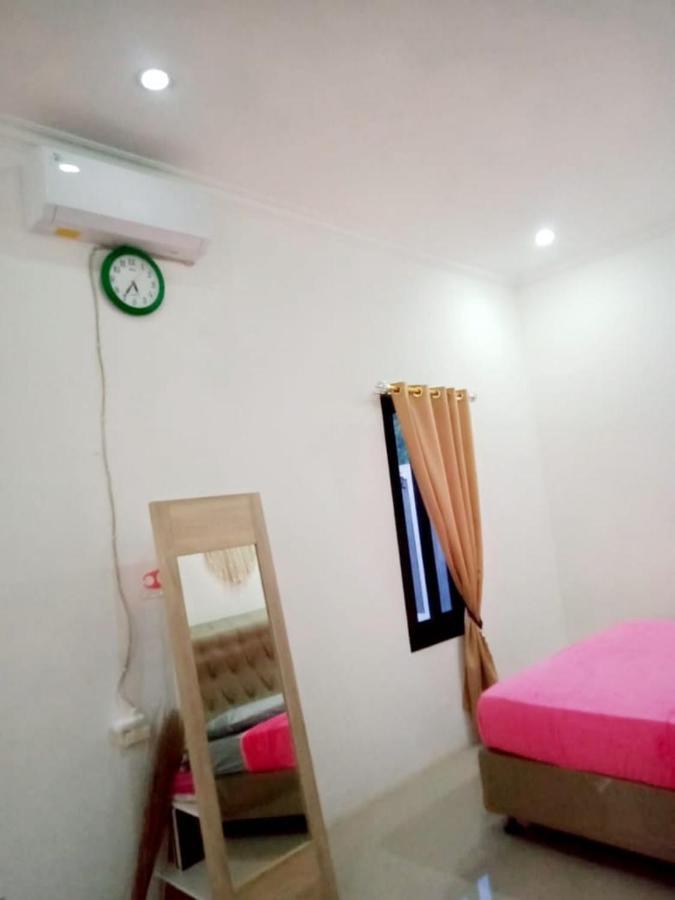 Dhanty Villa *